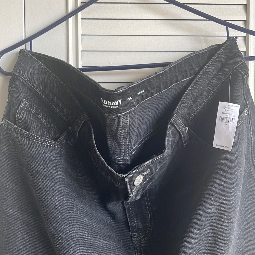 NWT! Old Navy Black Denim Skirt, Size 14